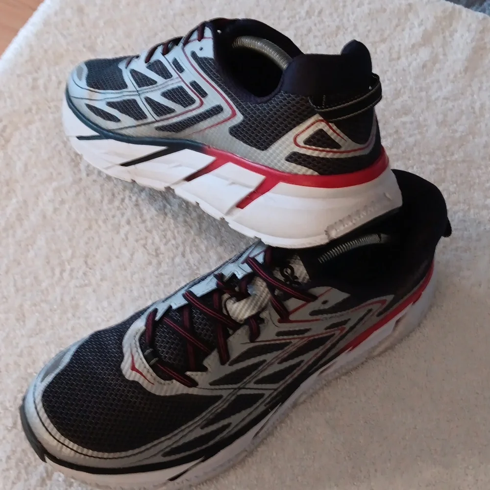 Hoka Clifton 3 Comfort Running Shoes - Picture 5 of 16